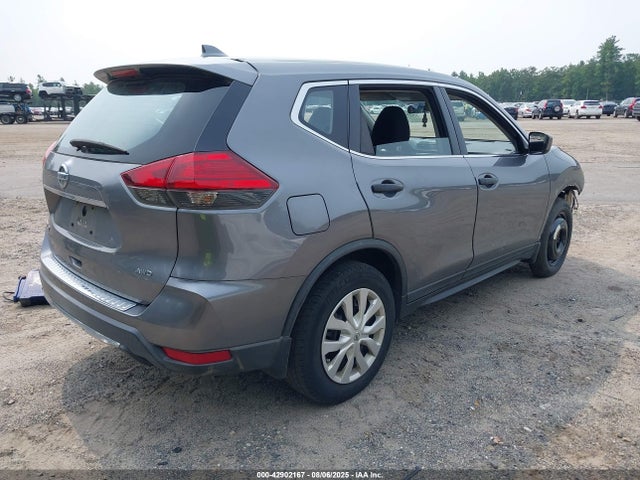 Nissan 2017 2017 KNMAT2MV4HP503210 Image 4