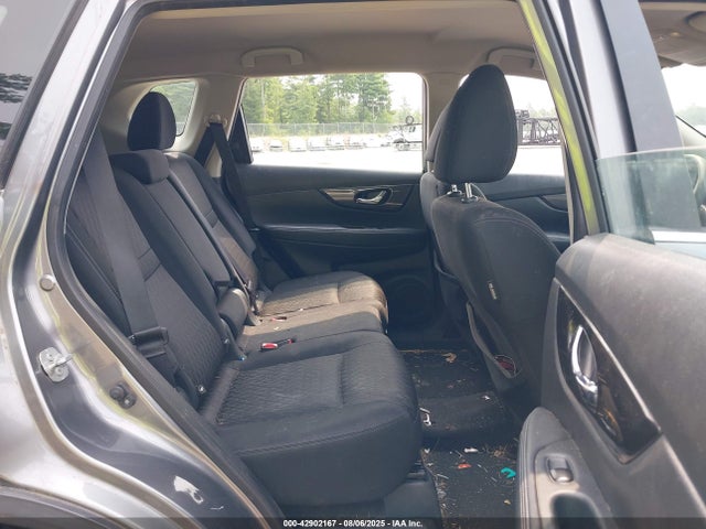 Nissan 2017 2017 KNMAT2MV4HP503210 Image 8