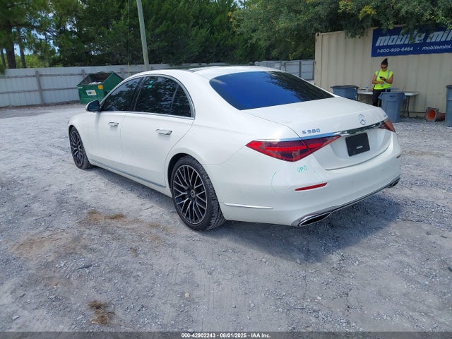 W1K6G7GB3MA037605 Mercedes-Benz m176