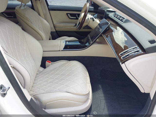 W1K6G7GB3MA037605 Mercedes-Benz m176