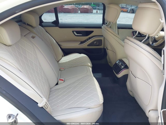 W1K6G7GB3MA037605 Mercedes-Benz m176