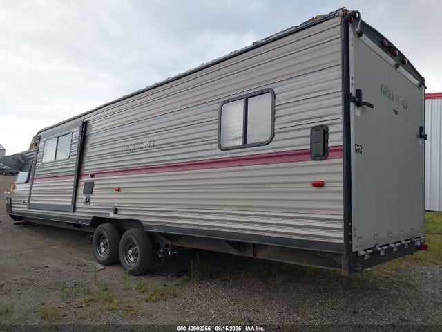 Forest River Cherokee 2019 4X4TCKC2XKK055697 Image 3