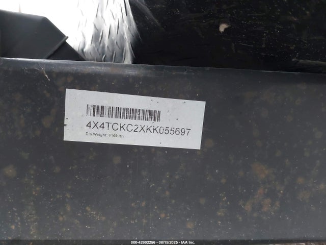 Forest River Cherokee 2019 4X4TCKC2XKK055697 Image 9