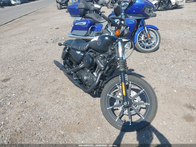 2022 HARLEY-DAVIDSON XL883 1HD4LE228NB411354