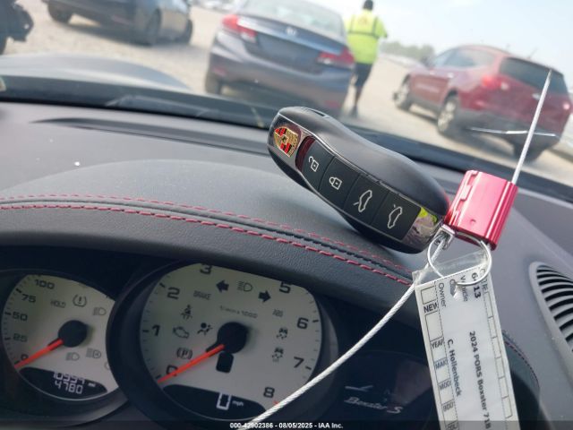 2024 PORSCHE 718 BOXSTER WP0CB2A80RK223065 Photo 9