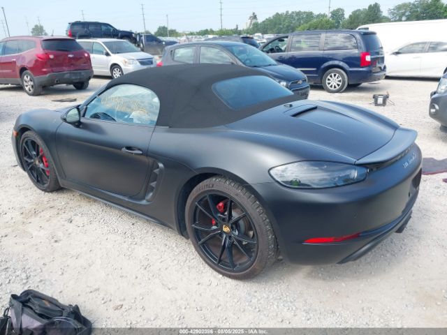 2024 PORSCHE 718 BOXSTER WP0CB2A80RK223065 Photo 2