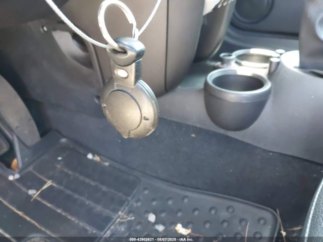 2009 MINI COOPER WMWMF33519TU70832 Photo 10