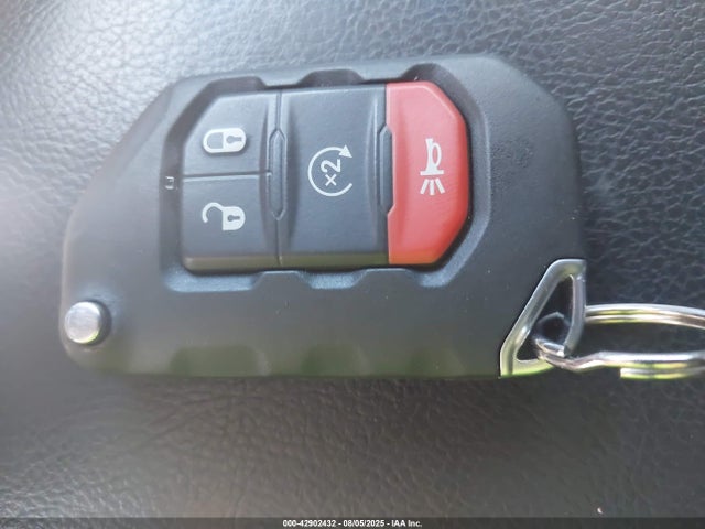 1C4HJXEG5MW626886 Jeep Wrangler
