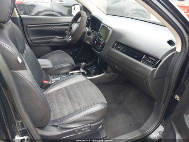 2019 MITSUBISHI OUTLANDER JA4AD3A30KJ001983 Photo 4