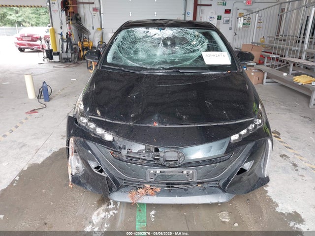 JTDKAMFP1N3217497 Toyota 2zr-fxe, 1nm+1sm