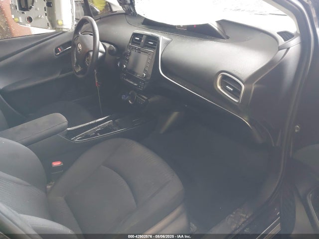 JTDKAMFP1N3217497 Toyota 2zr-fxe, 1nm+1sm