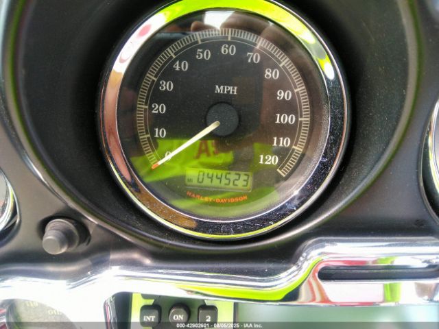 2010 HARLEY-DAVIDSON FLHTC 1HD1FF410AB626984 Photo 6