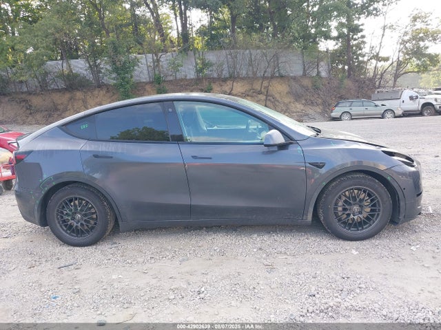 5YJYGDEE4MF199751 Tesla Model Y