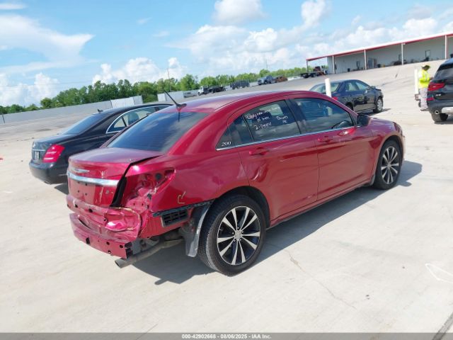 2011 CHRYSLER 200 1C3BC8FG7BN567299 Photo 3