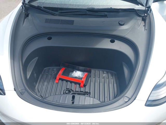 2023 TESLA MODEL 3 5YJ3E1EAXPF607251 Photo 9