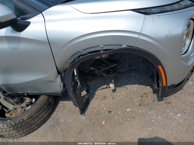 2023 MITSUBISHI OUTLANDER JA4J4UA81PZ048711 Photo 5