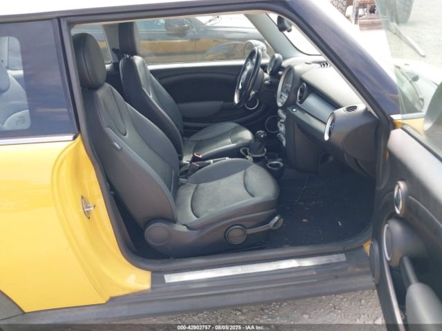 2007 MINI COOPER WMWMF33597TT50354 Photo 4