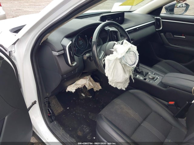 Mazda py 2023 7MMVABCM8PN112216 Image 6