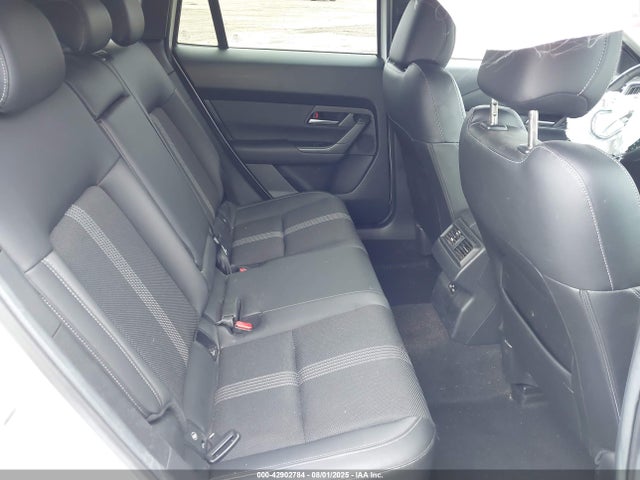 Mazda py 2023 7MMVABCM8PN112216 Image 8