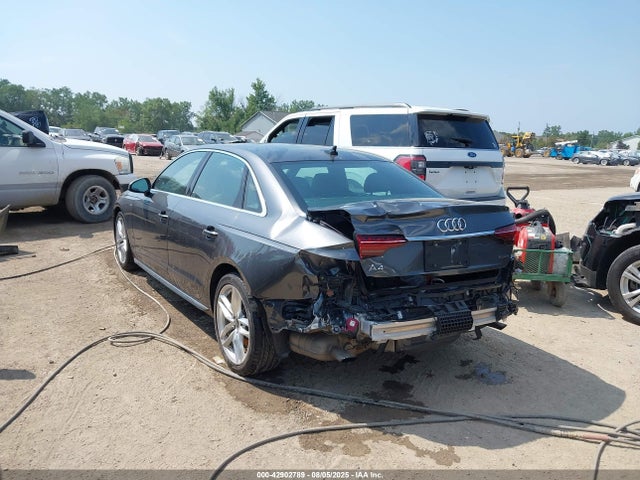 2023 AUDI A4 WAUEAAF49PN000995 Photo 2