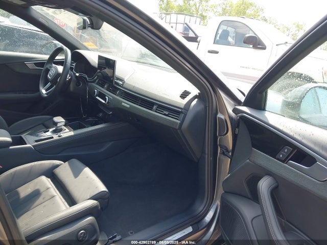 2023 AUDI A4 WAUEAAF49PN000995 Photo 4