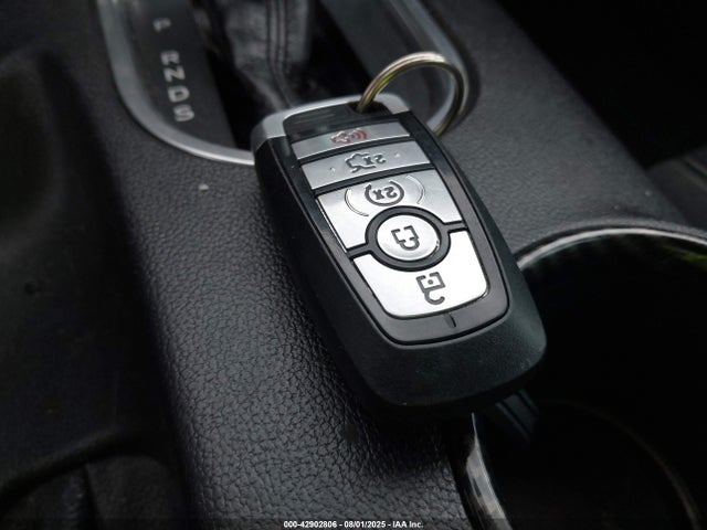 1FATP8UH9L5112719 Ford Mustang