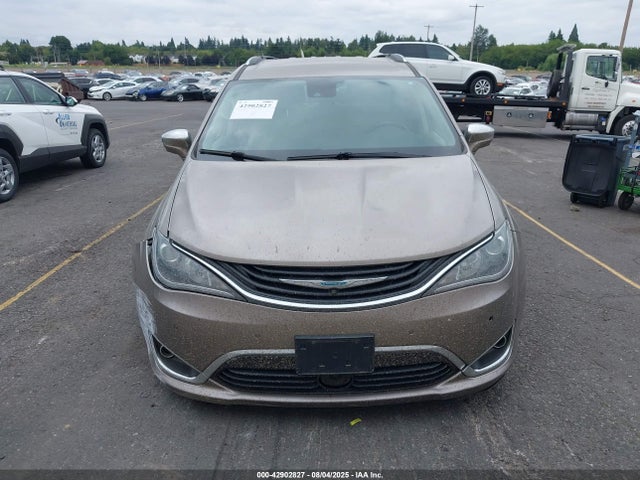 Chrysler Pacifica 2018 2C4RC1N79JR230475 Image 12
