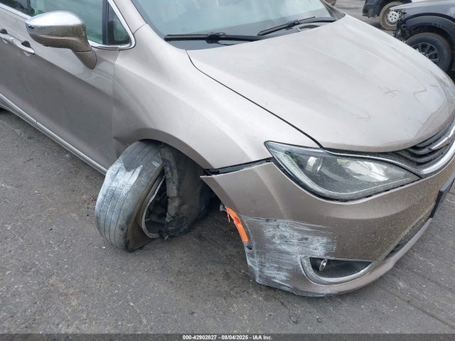 Chrysler Pacifica 2018 2C4RC1N79JR230475 Image 6