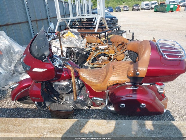 INDIAN MOTORCYCLE CO. 2017 2017 56KTRAAAXH3344312 Image 13