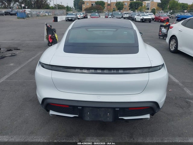 Porsche Taycan 2020 WP0AC2Y13LSA72410 Image 16