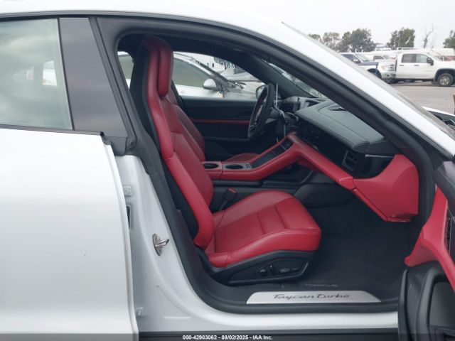 2020 PORSCHE TAYCAN WP0AC2Y13LSA72410 Photo 4
