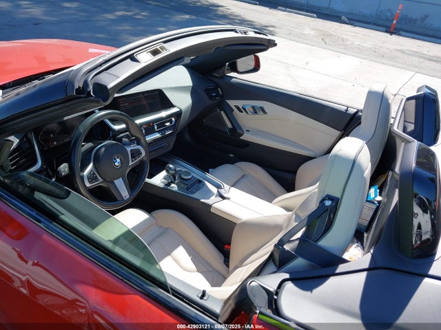 WBAHF3C51KWW03921 BMW Z4