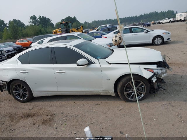 JN1EV7AR1HM839191 Infiniti Q50