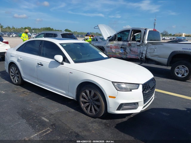 2018 AUDI A4 WAUKMAF4XJA037644 Photo 0