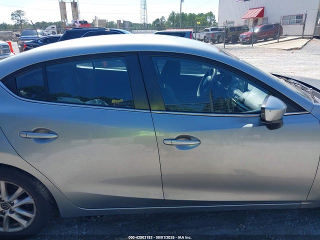 Mazda pe 2016 JM1BM1U71G1332902 Image 13