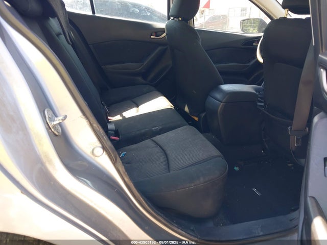 Mazda pe 2016 JM1BM1U71G1332902 Image 8