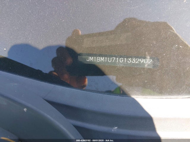 Mazda pe 2016 JM1BM1U71G1332902 Image 9