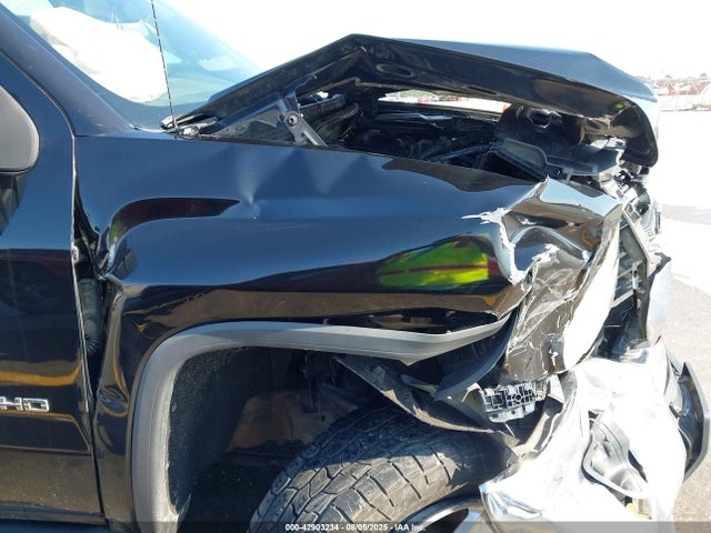 1GT12RE83GF142318 GMC lml - pti, duramax