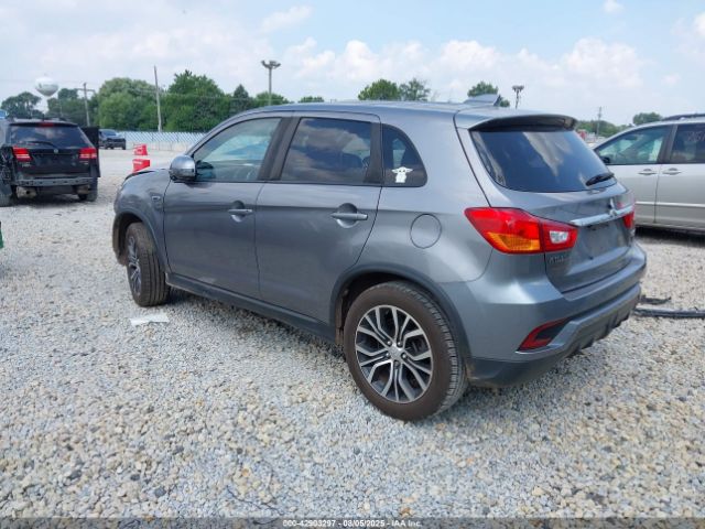 2018 MITSUBISHI OUTLANDER SPORT JA4AR3AU8JU004248 Photo 2