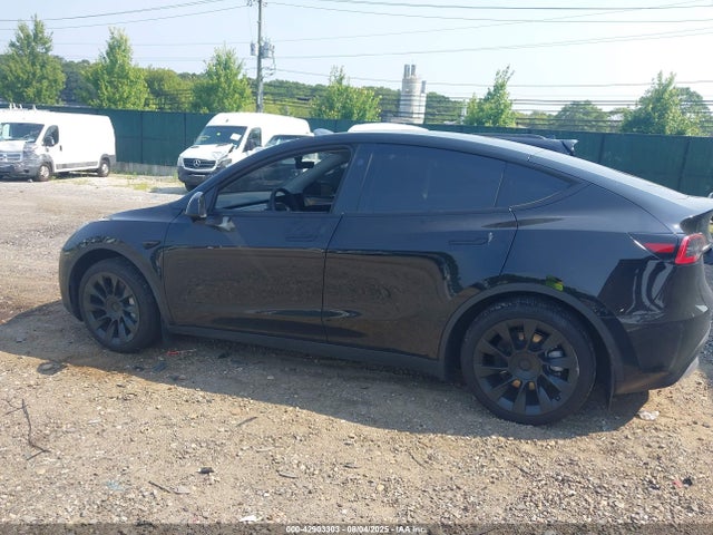 7SAYGAEE4PF940258 Tesla Model Y