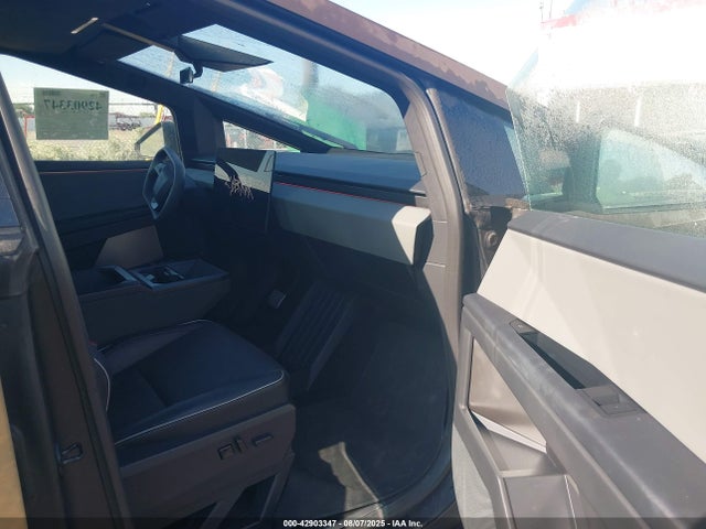 Tesla 2024 2024 7G2CEHED4RA050451 Image 5