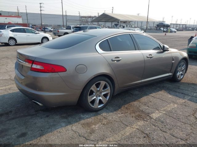 2011 JAGUAR XF SAJWA0FB7BLR90860 Photo 3