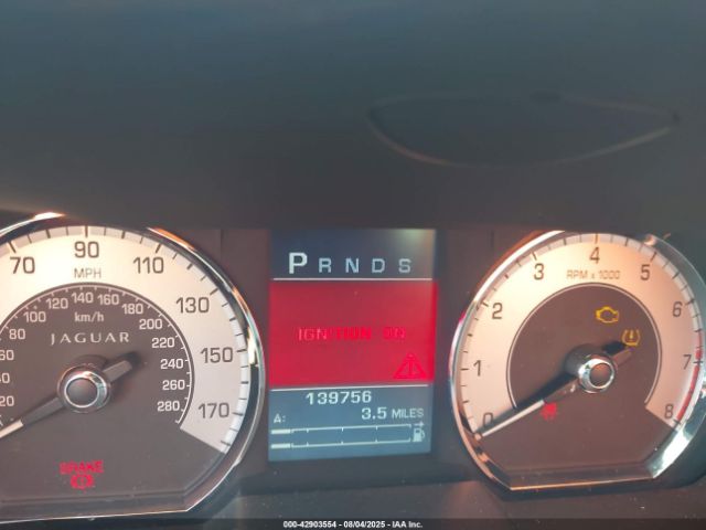 2011 JAGUAR XF SAJWA0FB7BLR90860 Photo 6