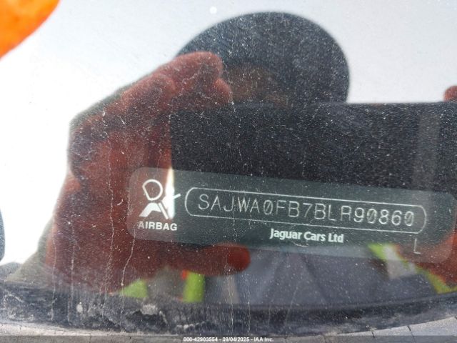 2011 JAGUAR XF SAJWA0FB7BLR90860 Photo 8