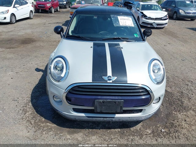 WMWXU1C50J2F81148 Mini 2018