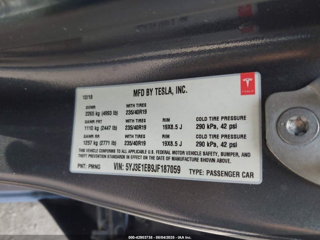 2018 TESLA MODEL 3 5YJ3E1EB9JF187059 Photo 8
