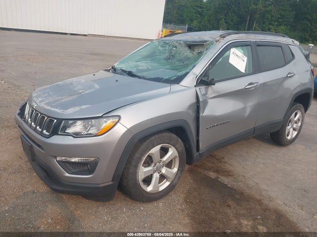 3C4NJDBB0KT827673 Jeep 2019