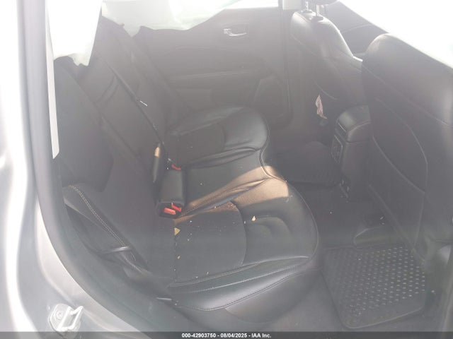 3C4NJDBB0KT827673 Jeep 2019