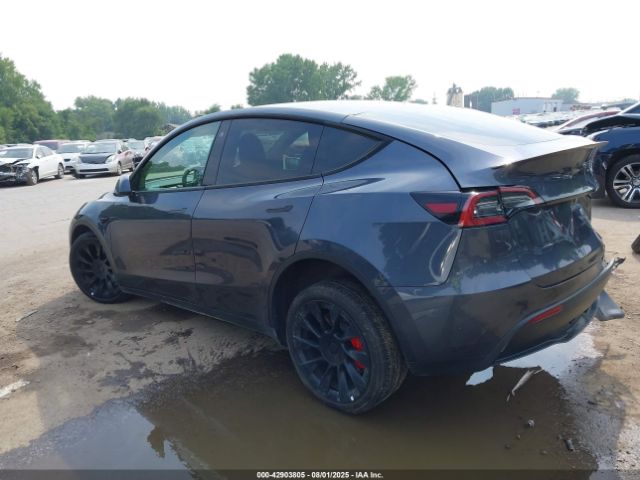 2022 TESLA MODEL Y 7SAYGDEF0NF545923 Photo 2