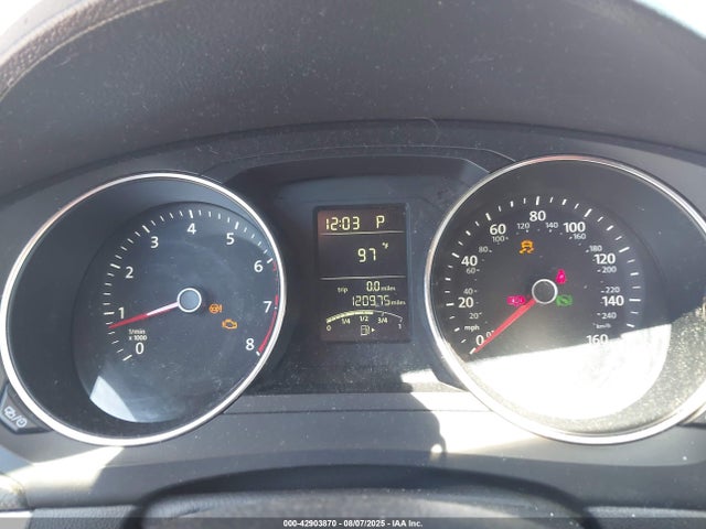3VWD17AJ2FM256612 Volkswagen 1.8t